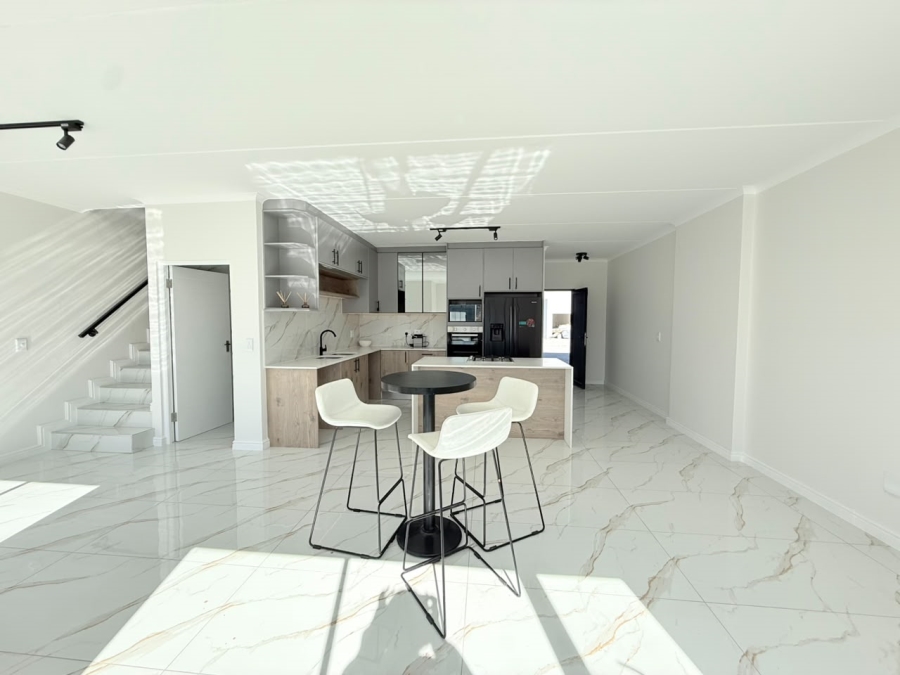 3 Bedroom Property for Sale in Sandown Western Cape